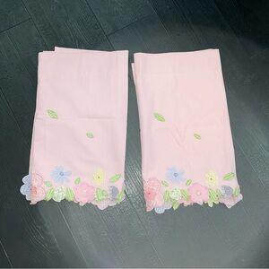Pottery Barn Kids Pink  FLOWER GARDEN Floral‎ Appliqué Window Valance Set (2)